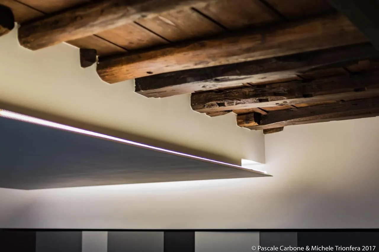 Chic, Stylish And Quiet At The Spanish Steps Rom