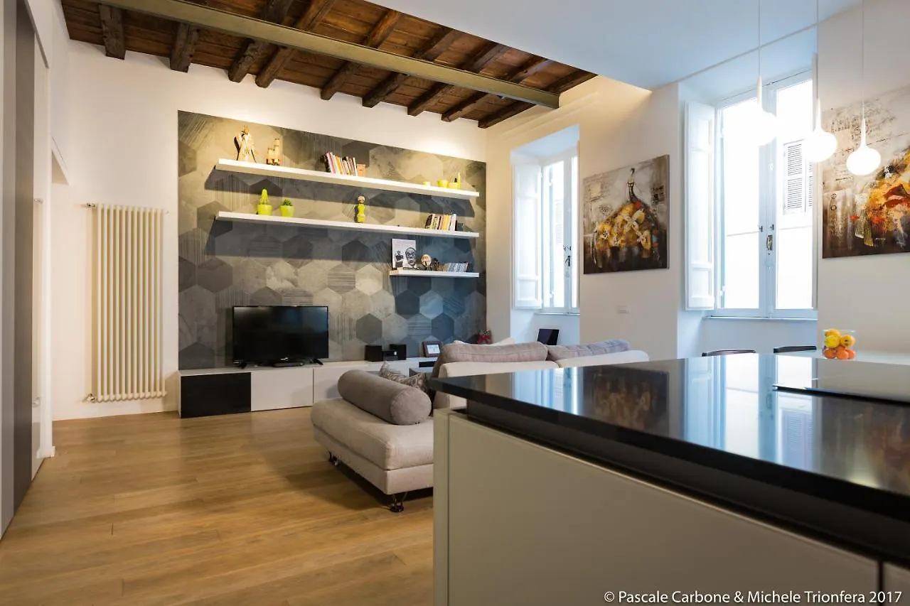 Chic, Stylish And Quiet At The Spanish Steps Rome Apartment